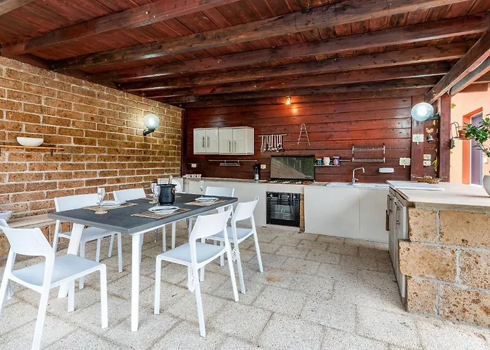 Holiday home Lovely In With Wifi Martinsicuro